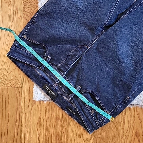 Talbots Straight Leg Jeans, Women's Size 6, Great Condition! - Picture 2 of 8